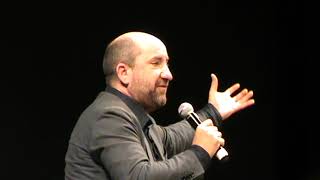 Antonio Albanese - I miei genitori non potevano mantenermi