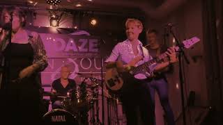 SUNDAZE LIVE! Don't close your eyes