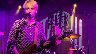 @FeedTheMogul - Fuck You (live @ Szimpla)