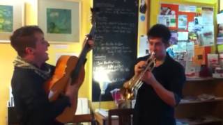 Jero and Oli Ferec live in The Cafe