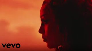 Doja Cat & Ariana Grande - Woman (Official Music Video)