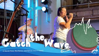 Catch The Wave 🌊 | Kids Worship Motion & Lyric Video | Live Concert with Wanda