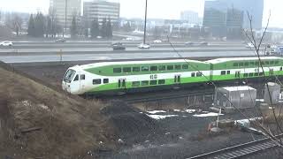 GO Transit train at Pickering station.