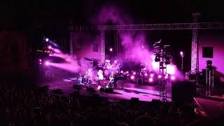 Weird Al singing "Dare to be Stupid" May 4, 2018 at Tuacahn Amphitheater, Irins, UT