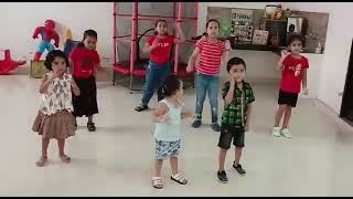 dance performance on abhi to party shuru hui h #dance #dancingbaby