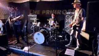 Hombre - Hallowed Be Thy Name, and Disgrace, live at The Primrose, Leeds