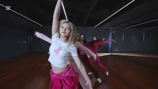 404 New Era KiiKii Dance Practise Mirror