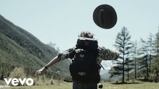 Avicii - How Many Lovers ft. Alex Ebert (Music Video)