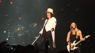 Alice Cooper - School’s Out Adler Theater Davenport Iowa 03/30/22