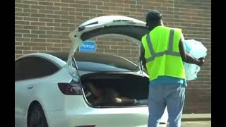 “U Good”💀 #funny #walmart #prank #shorts #viralvideo #employee #funnyshorts #funnyvideos
