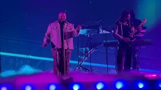 Teddy Swims Northern Lights Paris 2025