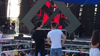 be happy live party in spain