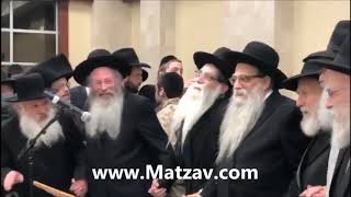 Rosh Yeshiva Look Alike Dances with Hagaon Rav Yeruchem Olshin at BMG Purim Mesibah 5779   2