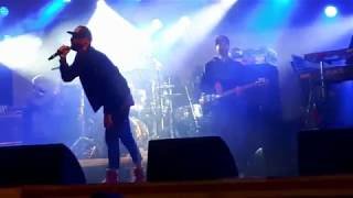 Gentleman & The Evolution: Young drum talent playing the drums on Dem Gone