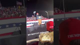 Sitting right infront of Lil pump Aka Lil Pimp while Donald Trump next to him