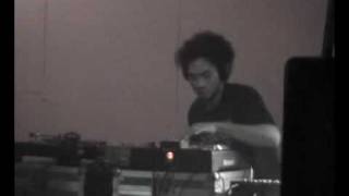 dälek @ fluc_mensa/Vienna 6.12.2004 part1