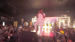 SHOW ya Jay Melody Alivyoperfom "NAKUPENDA" Wadada washindwa kujizuia