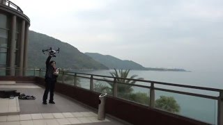 單手接一仔