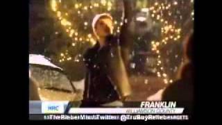 Justin Bieber singing a bit of Mistletoe