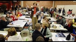 LIVE Iowa Caucus debrief w @JeanineMollof The @ThreeMuckrakers