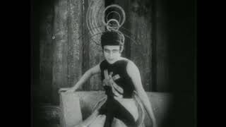 Meester Magpie - Aelita Dreams MUSIC VIDEO