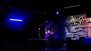 Ryan McMullan - Listen (Live)