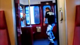 Best Electrohouse Dance Video in Train lol