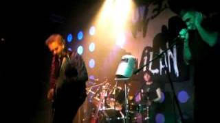 Carillon del Dolore - Un Tipo di Amore/Un Tipo di Odio live