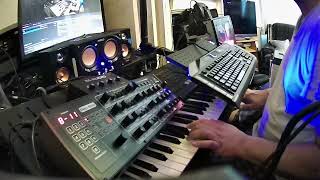 Behringer PRO-800 synth connected to Fender GT-40 amp - with PC speakers set to ZERO while recording