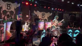 John 5 concert at Winchester Music Tavern in Ohio with Motley Crue medley 2/8/24
