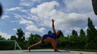 Yoga Slow Flow (heart and shoulders)