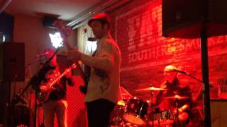 Little Dog Blues Band perform I'm Tore Down @ Fatboy's Southern Smokehouse, Ottawa, March 28, 2015