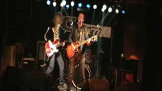 Mantelpiece (Gruta 77)