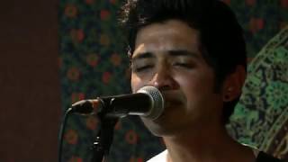 Voz en Off - Live Session