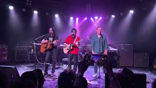 Weezer - Endless Bummer LIVE DEBUT at The Glass House Pomona on 4/24/23