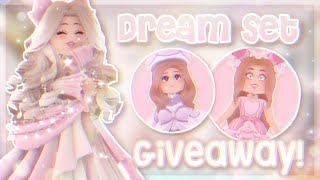 ✨ Royale High DREAM Set Giveaway ft. Royale Weather! 👑 {Read Desc.} || MPandaLoverM