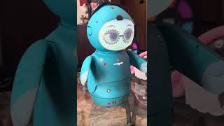 Moxie has a glitch! 