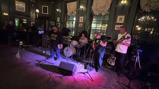 Keep on Running (Hum’s & The AC Connection Band )5th November 2025