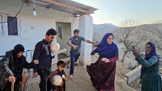 Violentconflict:Hamidand hisstepmotherreturn fromthecityand the reaction of his evil daughter-in-law