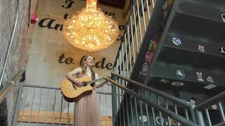 Sarah Morey - Broken Hallelujah (Acoustic Version)