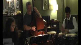 Marietta Veulens Latin Jazz Trio 02