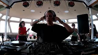 DTKTD PRES "THE CHOSEN KICKS" - PERT