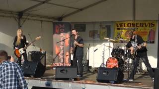 Morfetamin - Utility (Live Bruntál 2013)