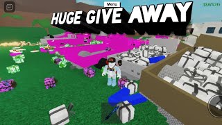 Subscribe to win 10 gifts in lumber tycoon......
