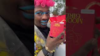 Henry done made Laquanda feel REAL SPECIAL on this Valentines Day