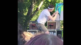 Andrew Katz makes abstract art and Ethan Ives plays "deepest possible cut" at Seattle Zoo (6/21/24)