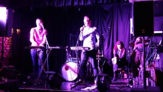 Simon MacHale - 'An Object That I Love' [LIVE]