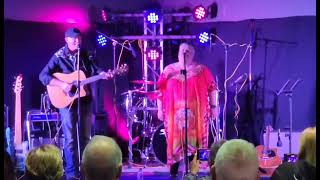 Gina Timms and Lance Birrell perform the gorgeous Collin Raye song, Love Me. @CollinRayeVEVO ​⁠