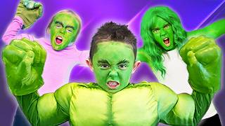 Hulk Smash! Kade Smash! | Fun Squad