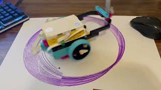 It is the LEGO Spike Prime Robot - it’s a Drawing Machine!